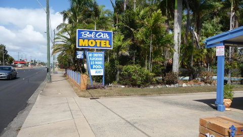 Bel Air Motel - Mackay Tourism 0