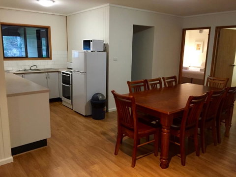 Belford Cottages - Mackay Tourism 1