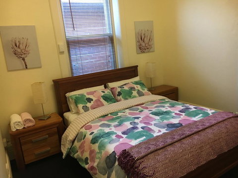 BELMONT 11 Bedroom Home In The Heart Of Victor Harbor - Mackay Tourism 3