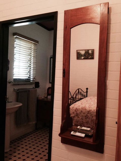 Belvoir B&B Cottages - Mackay Tourism 3