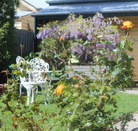 Benambra Bed  Breakfast - Mackay Tourism