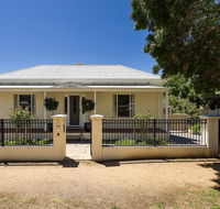 Berkeley Street Townhouse - Mackay Tourism