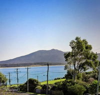 Bermagui Beach Apartment - Mackay Tourism
