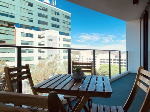 Best Located Brand New Apartment In Canberra CBD - Mackay Tourism 3