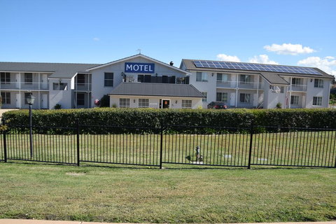Best Western Coachmans Inn Motel - Mackay Tourism 0