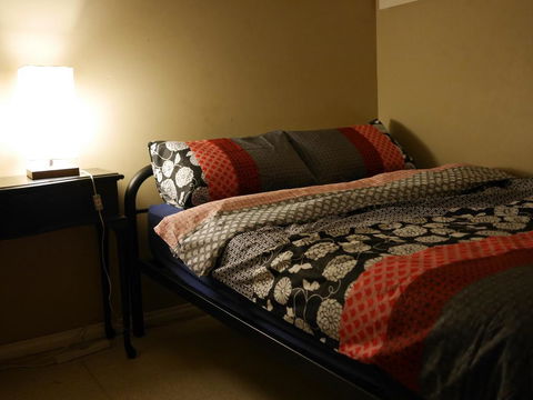 Bev And Mick's International Backpackers At Mcmahon's - Mackay Tourism 3