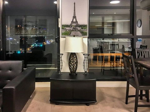 BHB Panoramic View,Wifi, Netflix,Free Parking - Mackay Tourism 1