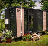 Big Tiny Paz Seven Hills Tiny House Tallarook - Mackay Tourism