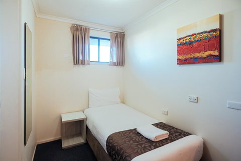 Big Windmill Corporate & Family Motel - Mackay Tourism 3