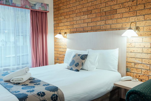 Big Windmill Corporate & Family Motel - Mackay Tourism 1