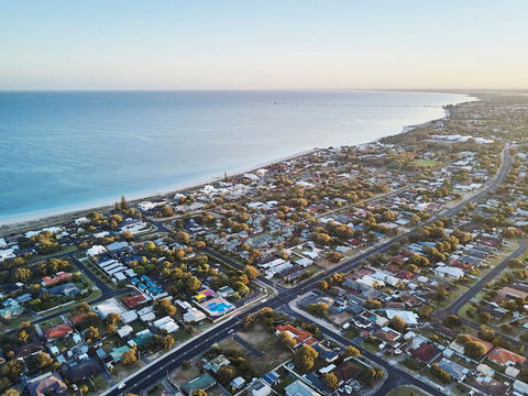 BIG4 Beachlands Holiday Park - Mackay Tourism 0