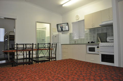 BIG4 MacDonnell Range Holiday Park - Mackay Tourism 1