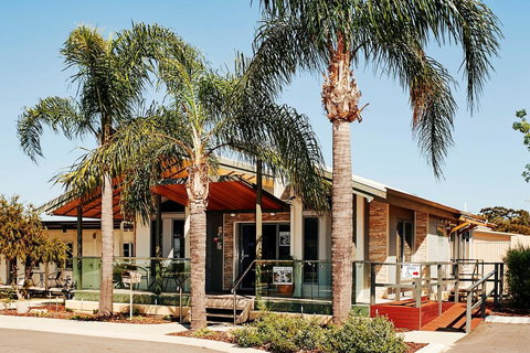 BIG4 Perth Midland Tourist Park - Mackay Tourism 0