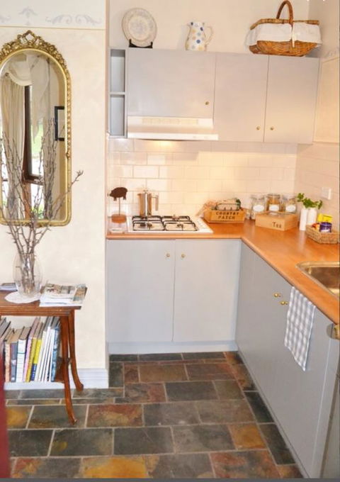 Bindley House B&B Cottage - Mackay Tourism 3