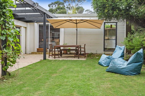 BIRDSONG - MORNINGTON - Mackay Tourism 1