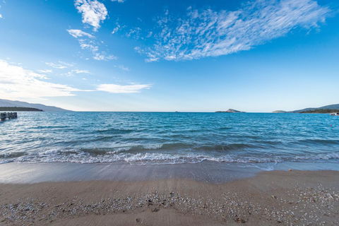 Birdsong House- Dingo Beach - Mackay Tourism 1