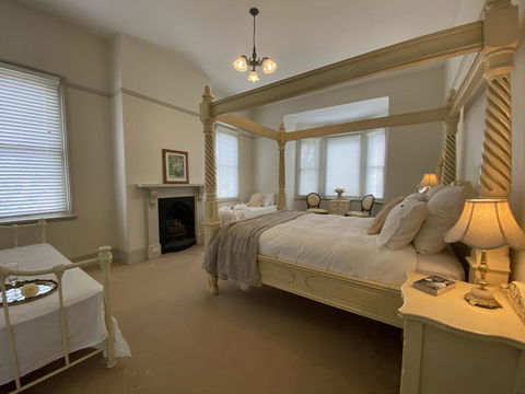 Blayney House - Mackay Tourism 0