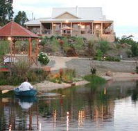 Blue Cliffs Retreat - Mackay Tourism