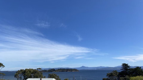 Blue Cottage Bruny Island - Mackay Tourism 1