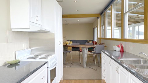 Blue Cottage Bruny Island - Mackay Tourism 0