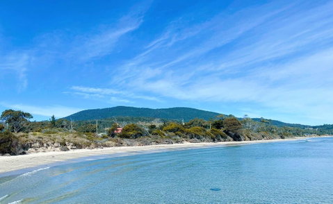Blue Cottage Bruny Island - Mackay Tourism 2