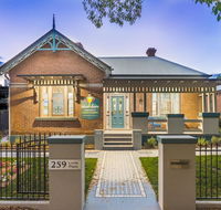 Blue Door Apartments Spacious CBD Apartment - Mackay Tourism