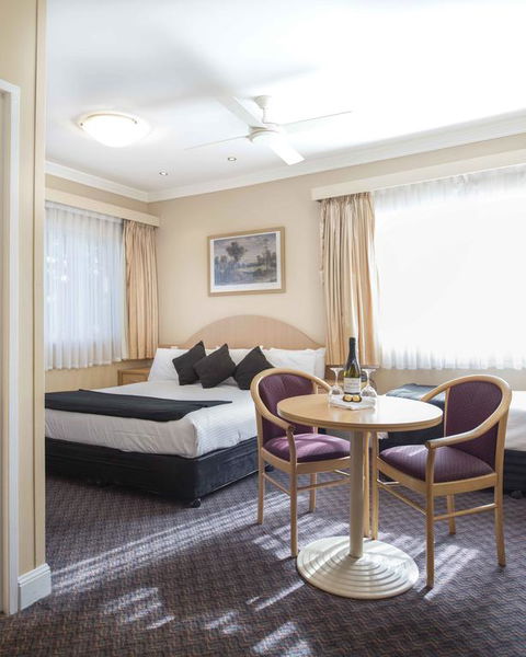 Blue Mountains Heritage Motel - Mackay Tourism 3