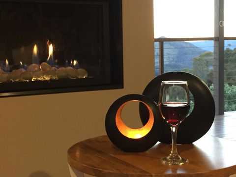 Blue Summit Cottages - Mackay Tourism 0