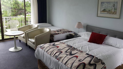 Boat Harbour Motel - Mackay Tourism 0