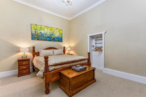 The Jazz B&B - Mackay Tourism 1