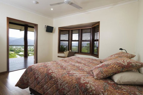 The Summit Bed & Breakfast - Mackay Tourism 2