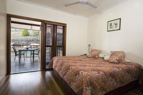 The Summit Bed & Breakfast - Mackay Tourism 1