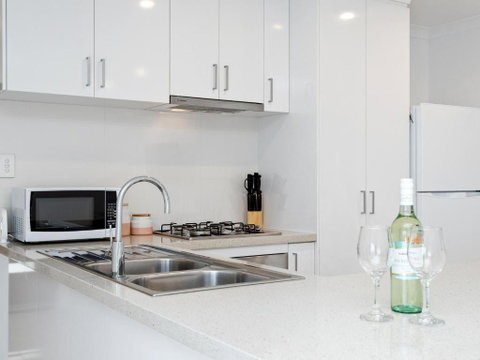 Three Bedroom, Two Bathroom Family Home - Mackay Tourism 3