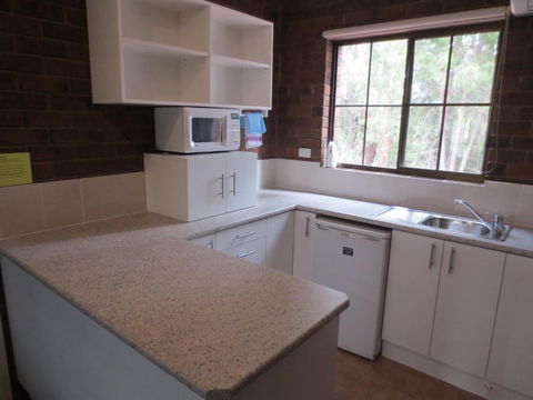 Tocumwal Golf Resort - Mackay Tourism 1