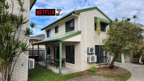 WhitsunStays - The Goose Ponds - Mackay Tourism 0