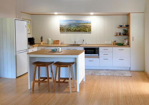 Yallingup Villas - Mackay Tourism 3