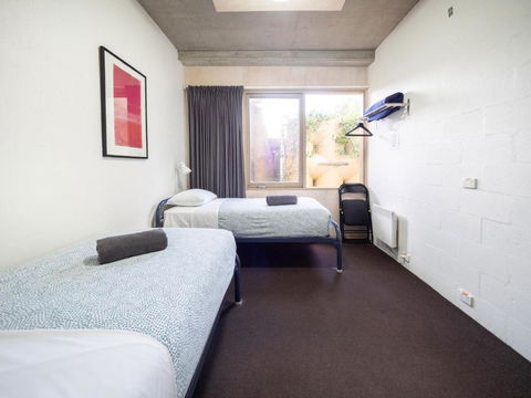 YHA Apollo Bay Eco - Mackay Tourism 1