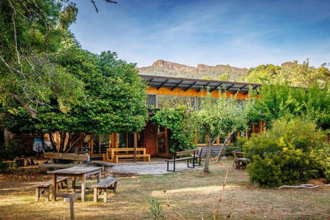YHA Grampians Eco, Halls Gap - Mackay Tourism 0