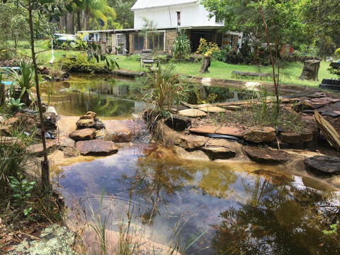 Yamba Hinterland Bush Retreat - Vintage Bus Stay - Mackay Tourism 0