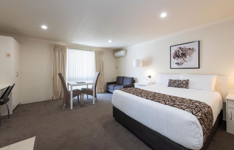 Zig Zag Motel & Apartments - Mackay Tourism 1