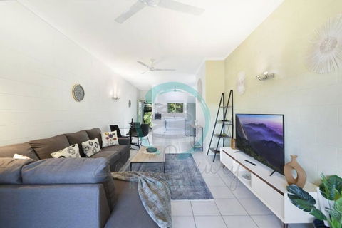 ZEN Westralia: 2-BR Cozy Inner-City Apt Near Shops - Mackay Tourism 0