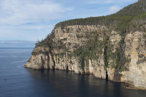 Twilight Sail Bruny Island - Mackay Tourism 4
