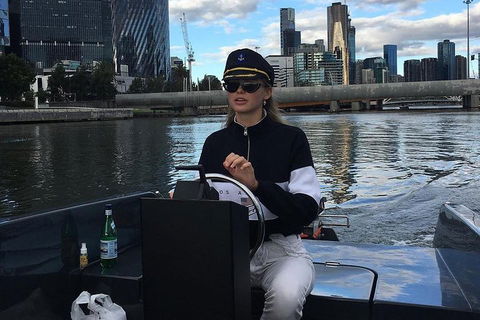 2-Hour Boat Rental In Melbourne - Mackay Tourism 0
