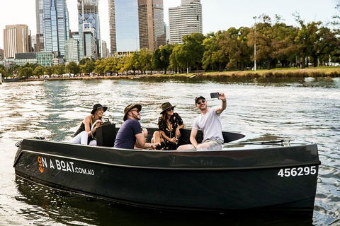2-Hour Boat Rental In Melbourne - Mackay Tourism 1