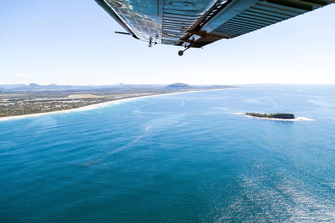 Deluxe Seaplane Tour Noosa To Glasshouse Adventure For 2 With Photobook - Mackay Tourism 5