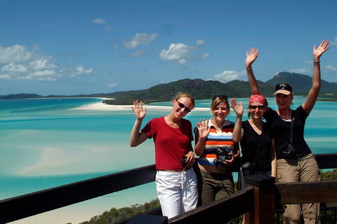 Whitehaven Beach Sailing And Snorkeling Cruise - Mackay Tourism 4