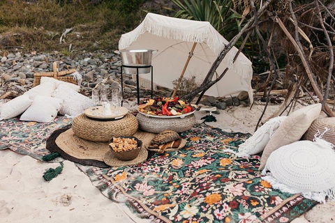 A Picnic In Byron Bay - Mackay Tourism 3