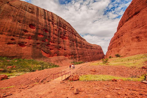 Kata Tjuta Sunrise And Valley Of The Winds Half-Day Trip - Mackay Tourism 3