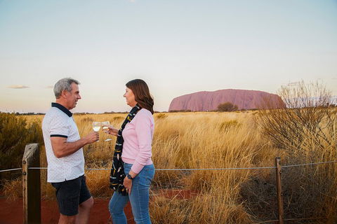 Uluru (Ayers Rock) Sunset Tour - Mackay Tourism 0