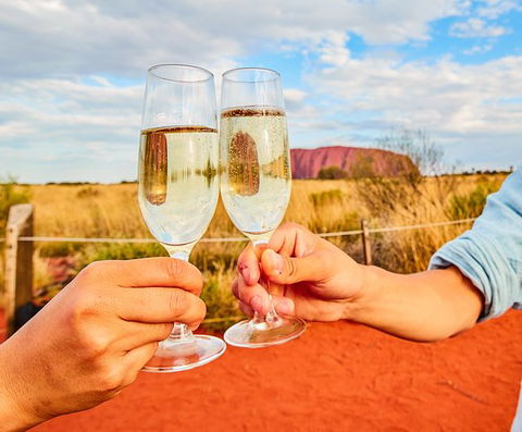 Uluru (Ayers Rock) Sunset Tour - Mackay Tourism 4